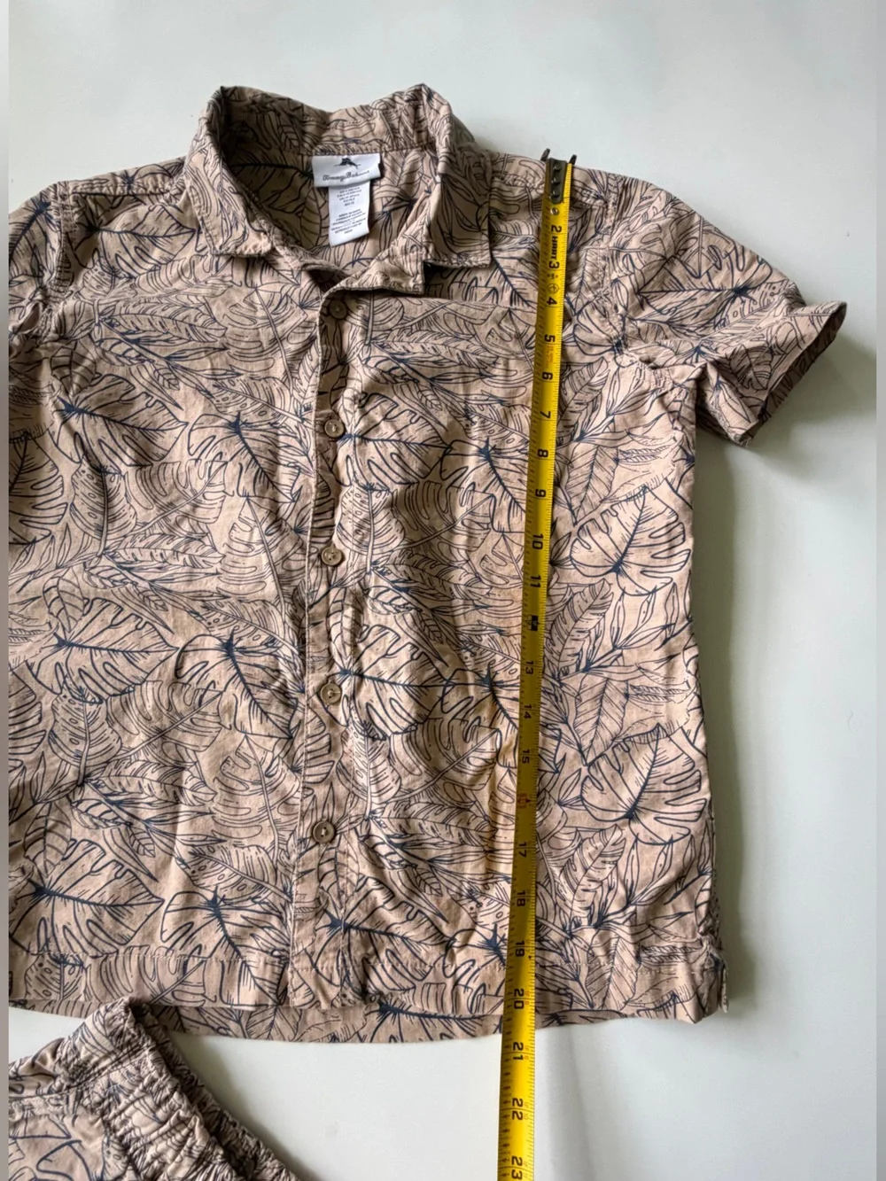 Tommy Bahama Boys M 10/12 Hawaiian Button Down Shirt Short Set‎ Tan Floral Leaf